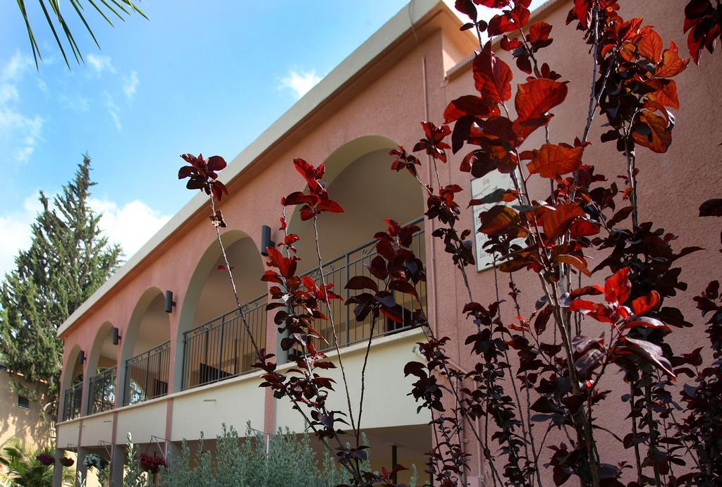 Shaar Hagolan Kibbutz Country Lodging Εξωτερικό φωτογραφία