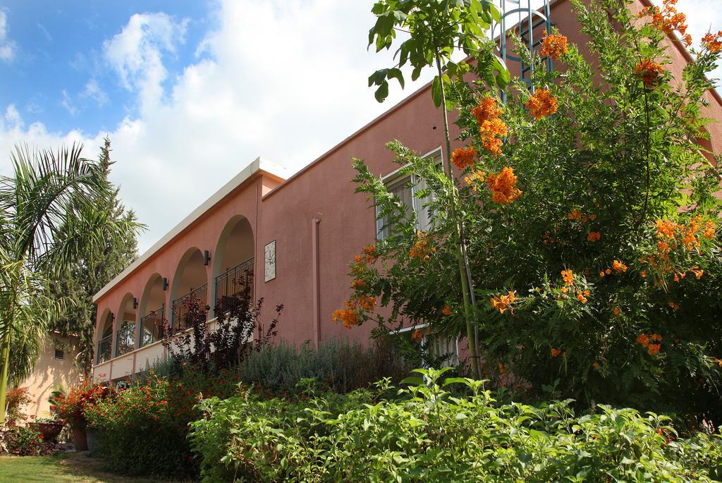 Shaar Hagolan Kibbutz Country Lodging Εξωτερικό φωτογραφία
